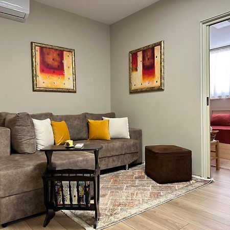 Home Away From Home Apartment Durrës 외부 사진