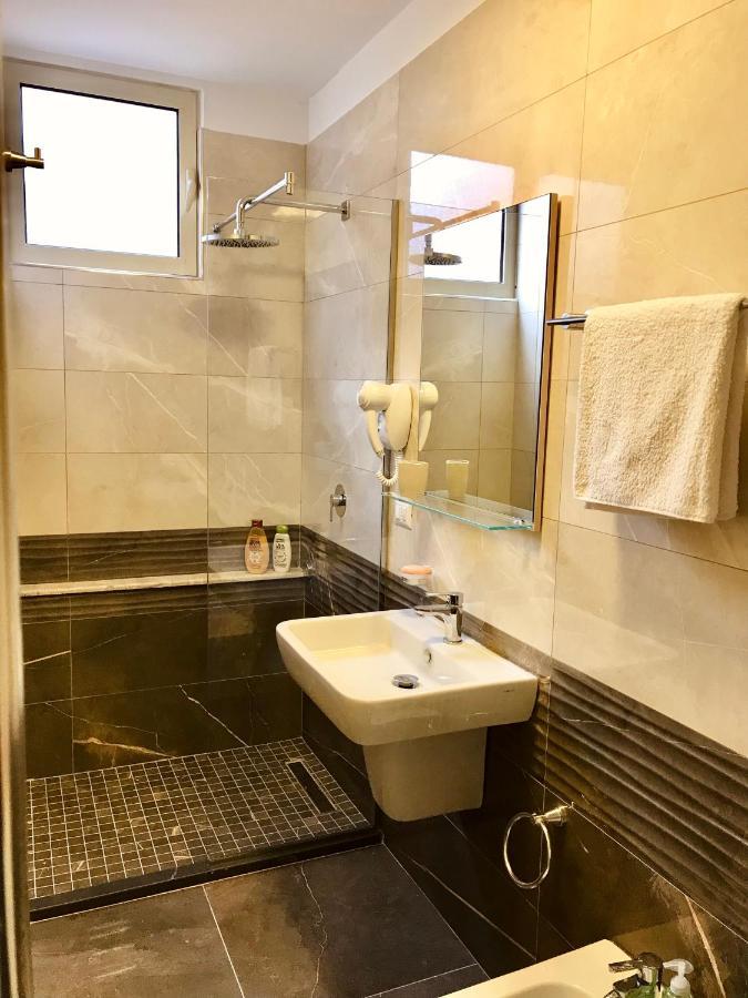 Home Away From Home Apartment Durrës 외부 사진