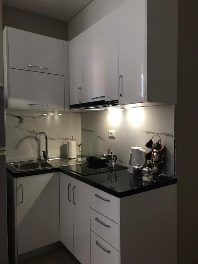 Home Away From Home Apartment Durrës 외부 사진