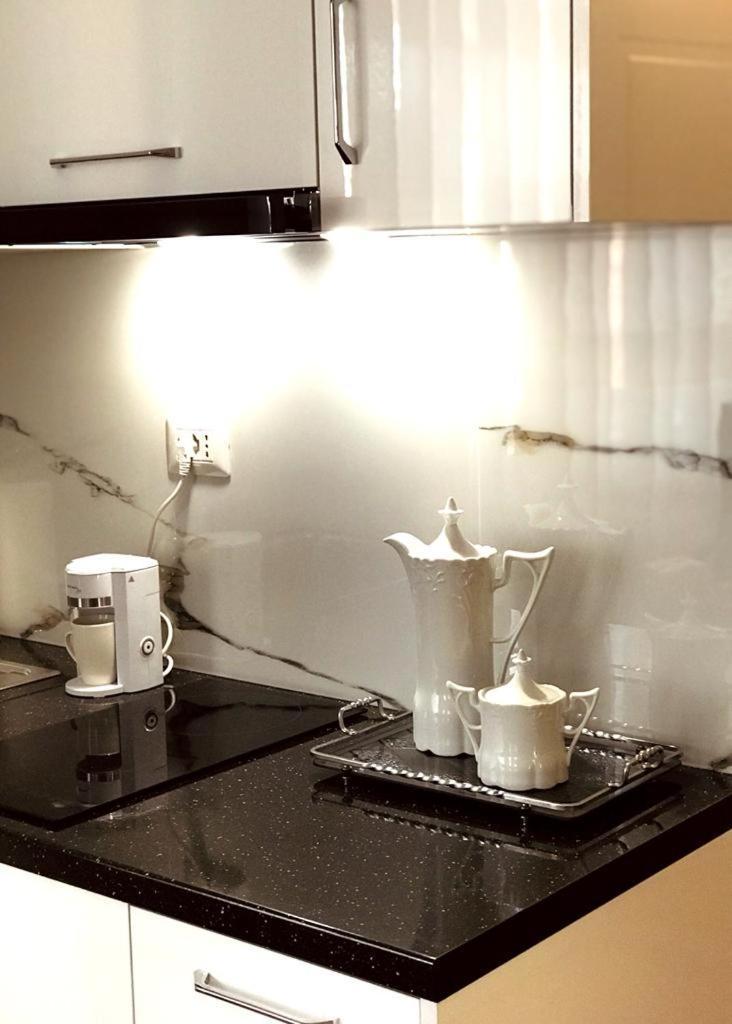 Home Away From Home Apartment Durrës 외부 사진
